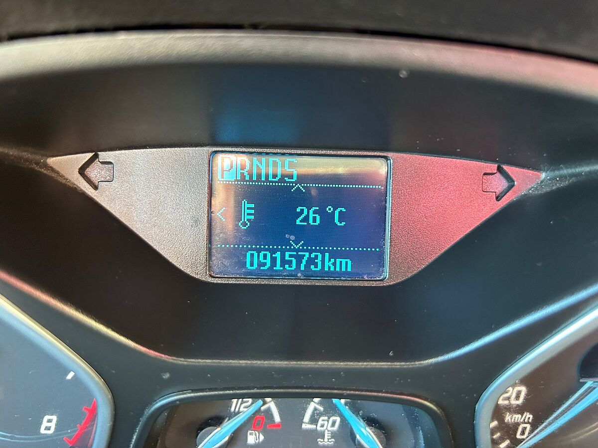 FORD FOCUS TREND 1.6 TI-VCT AUTO SPANISH LHD IN SPAIN 56000 MILES SUPER 2014